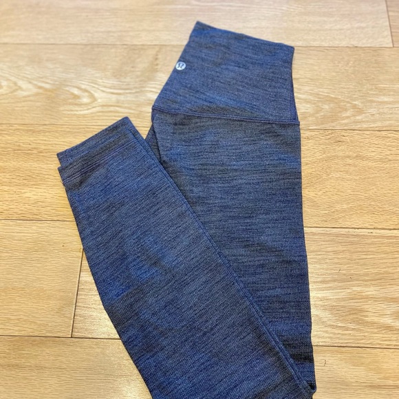 Lululemon Align Leggings - Picture 4 of 5